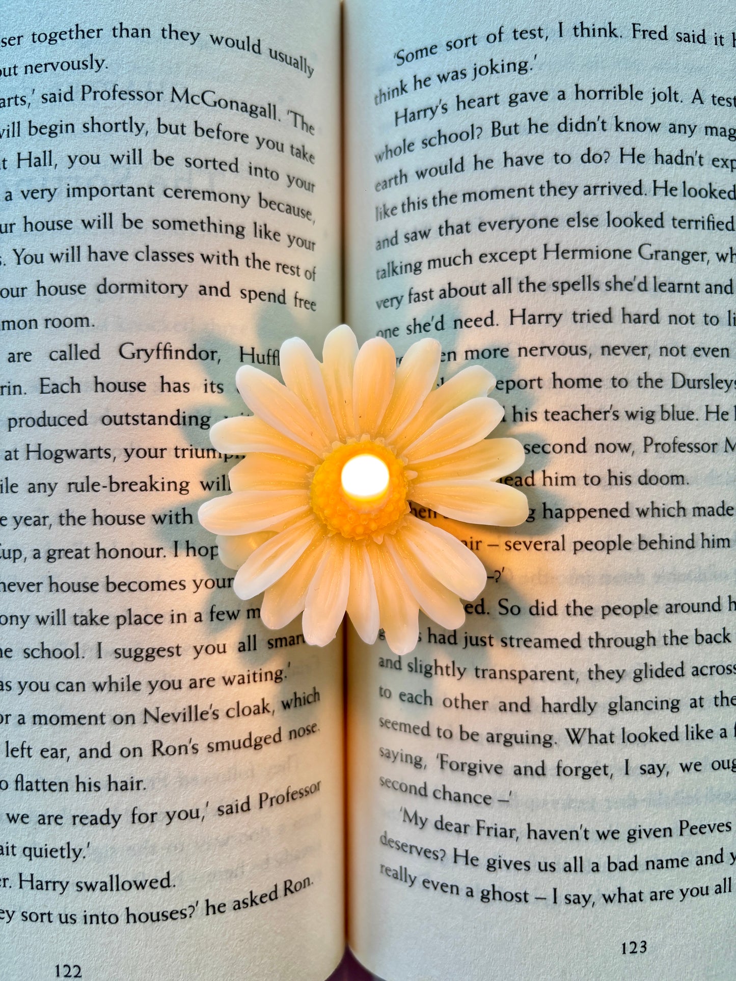 Daisy Lumiere